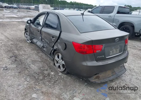 2010 Kia Forte Ex z USA, uszkodzony, nr VIN KNAFU4A20A5310883